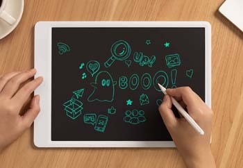 LCD екранът ви дава ясен и естествен почерк.