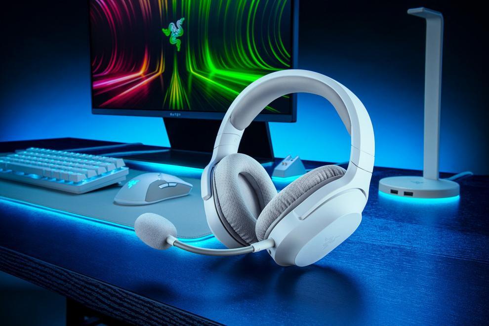 БЪРЗО ПРЕВКЛЮЧВАНЕ МЕЖДУ RAZER HYPERSPEED WIRELESS И BLUETOOTH