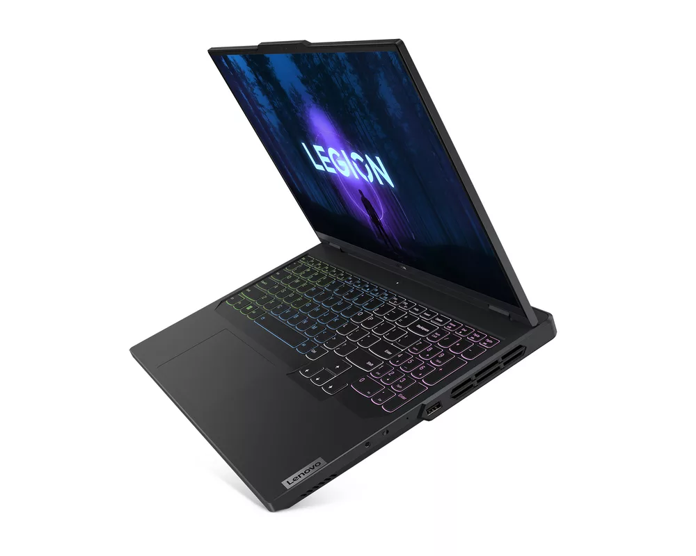 Лаптоп Lenovo Legion Pro 5 16IRX8 6
