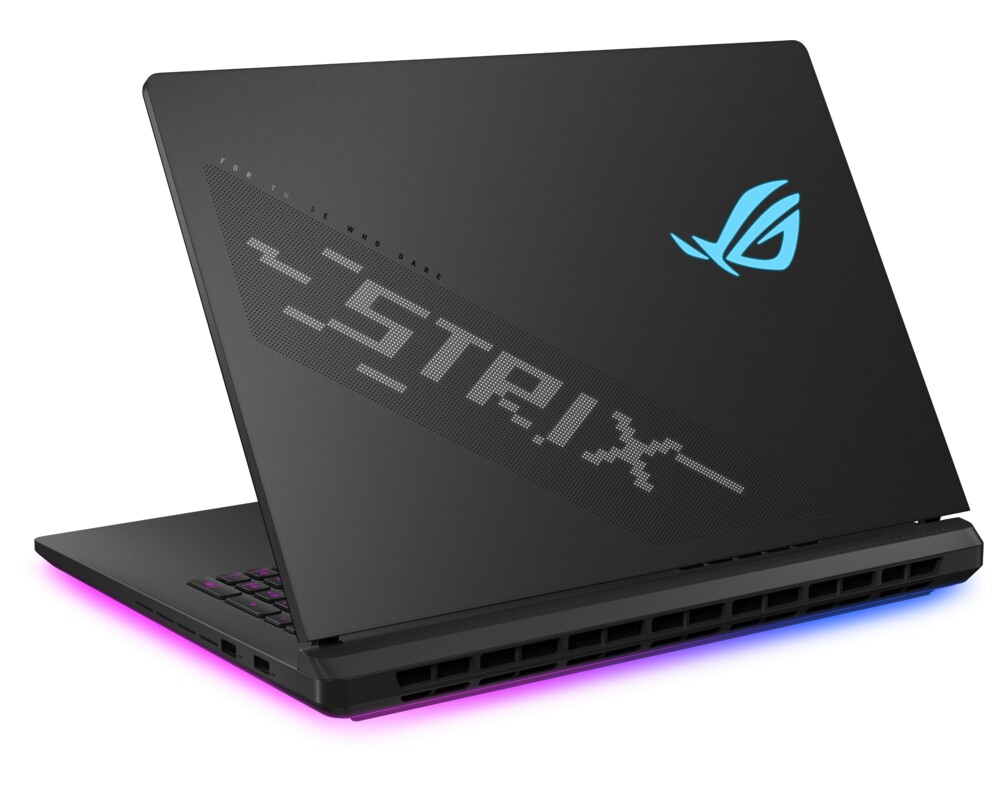 Лаптоп ASUS ROG Strix SCAR 18 2025 G835LX-SA124X 15