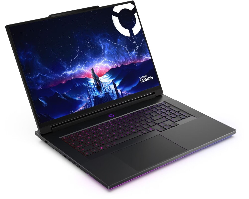 Лаптоп Lenovo Legion 9 18IAX10 2