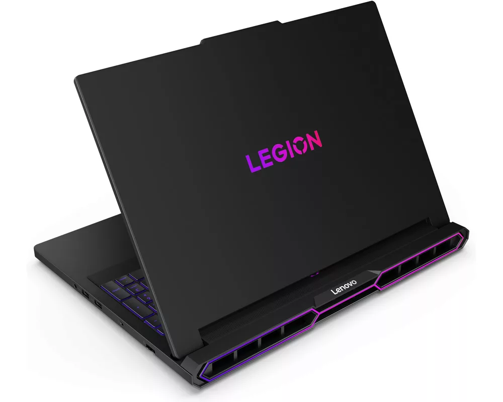 Лаптоп Lenovo Legion Pro 7 16IAX10H 7