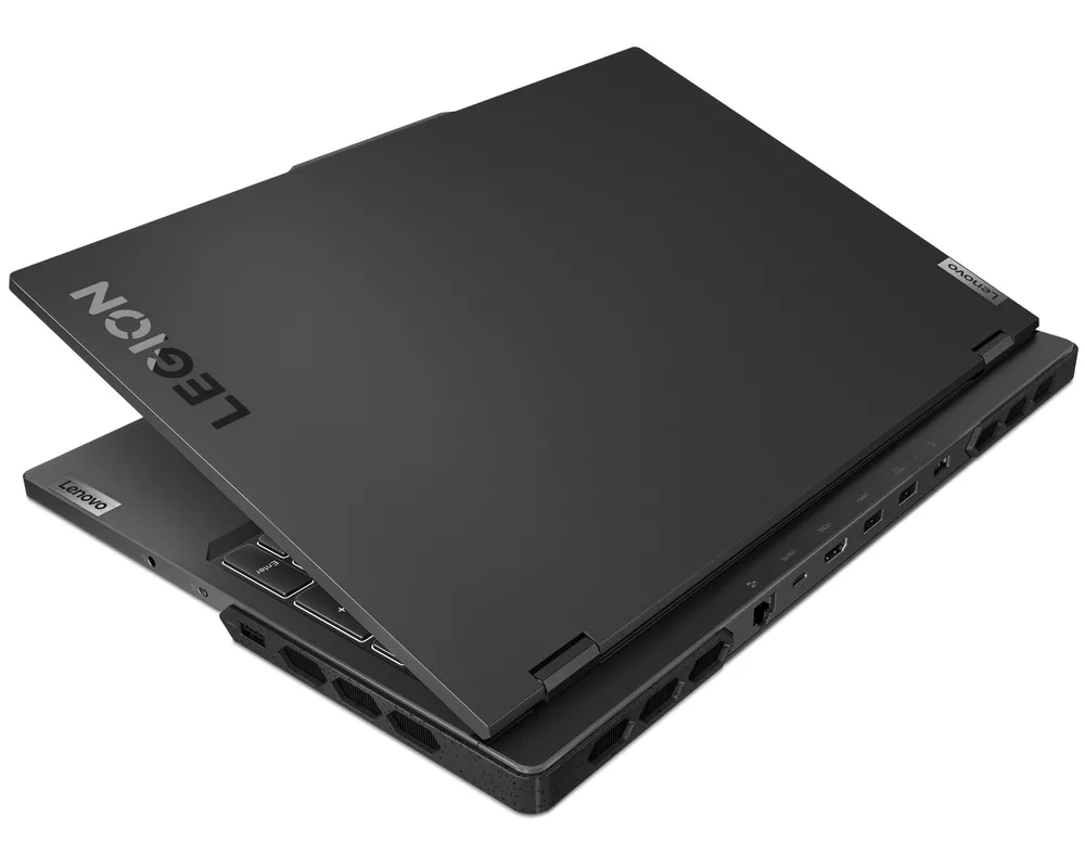 Лаптоп Lenovo Legion Pro 7 16IAX10H 9