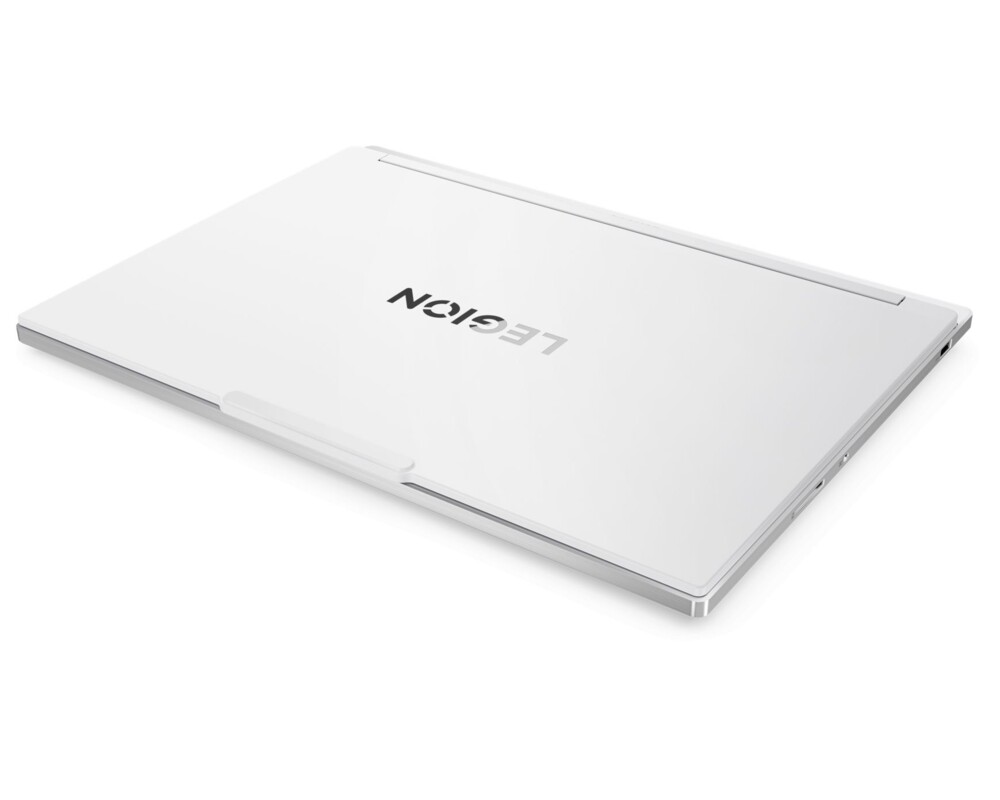 Лаптоп Lenovo Legion 7 16IAX10 10