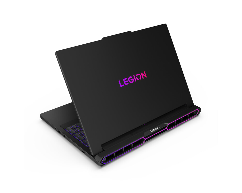 Лаптоп Lenovo Legion Pro 7 16IAX10H 8