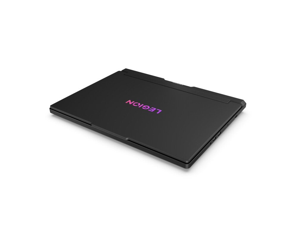 Лаптоп Lenovo Legion Pro 7 16IAX10H 14