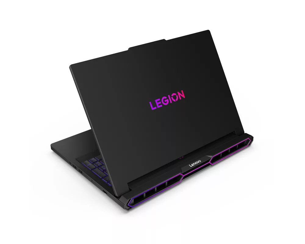 Лаптоп Lenovo Legion Pro 7 16IAX10H 8