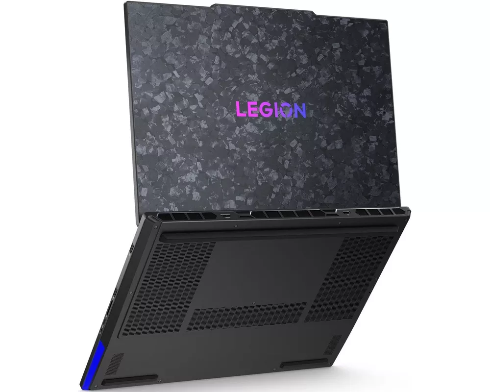 Лаптоп Lenovo Legion 9 18IAX10 5