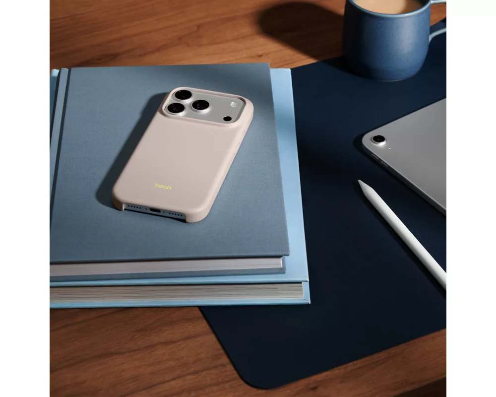 Калъф Beats iPhone 17 Pro Case with MagSafe and Camera Control — Lime Stone 3