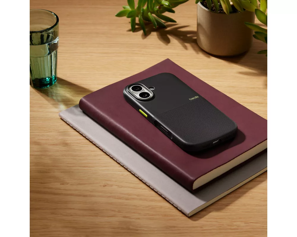 Калъф Beats iPhone 17 Rugged Case with MagSafe and Camera Control – Everest Black 3