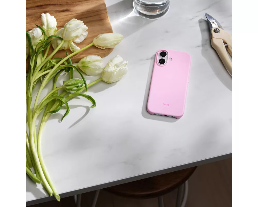 Калъф Beats iPhone 17 Case with MagSafe and Camera Control — Pebble Pink 2