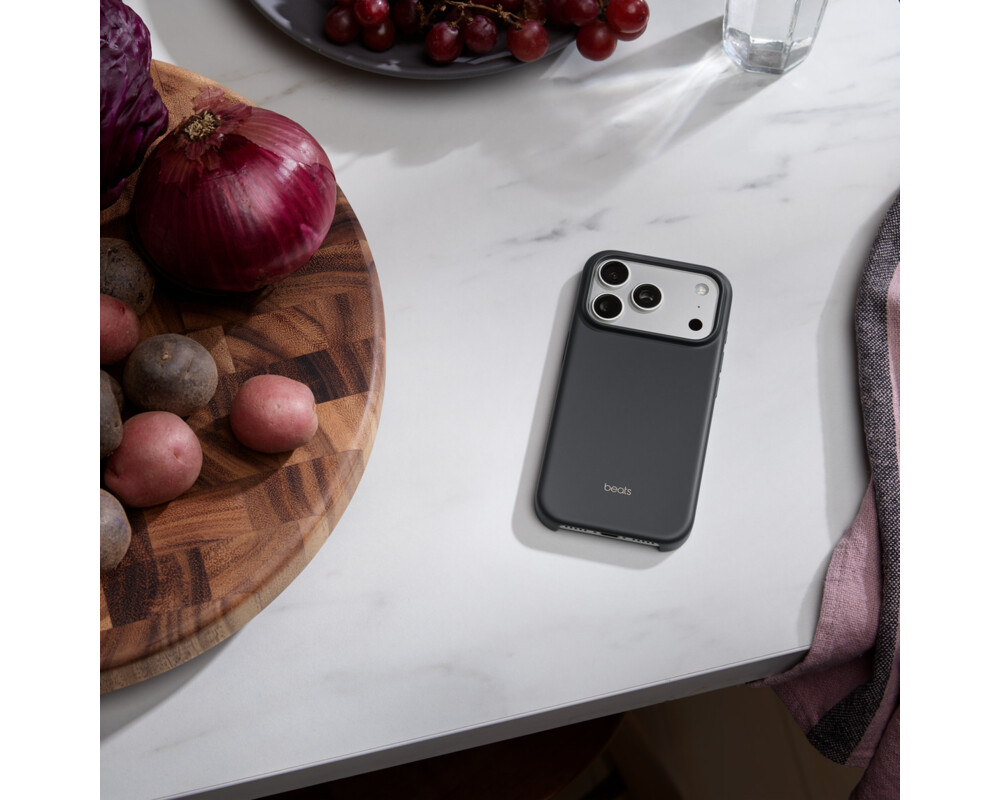 Калъф Beats iPhone 17 Pro Case with MagSafe and Camera Control — Granite Gray 3