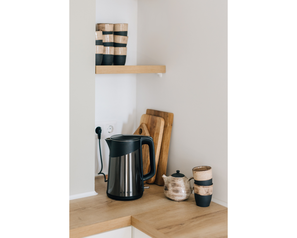 Елекрическа кана AENO Electric Kettle EK3: 1850-2200W 3