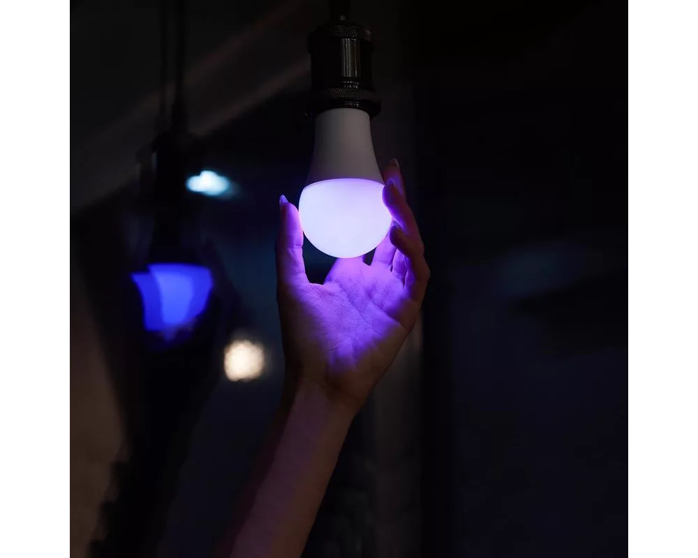 Smart Home LED ЛАМПА 9W RGBW E27 A60 800LM DIMMABLE 2