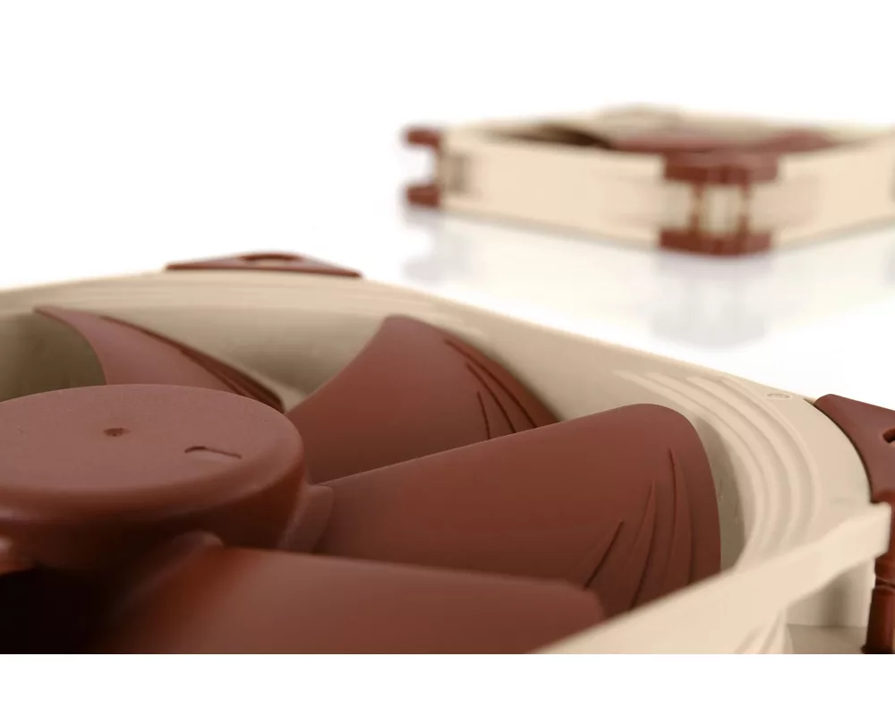 Вентилатор Noctua 140mm 5V 5