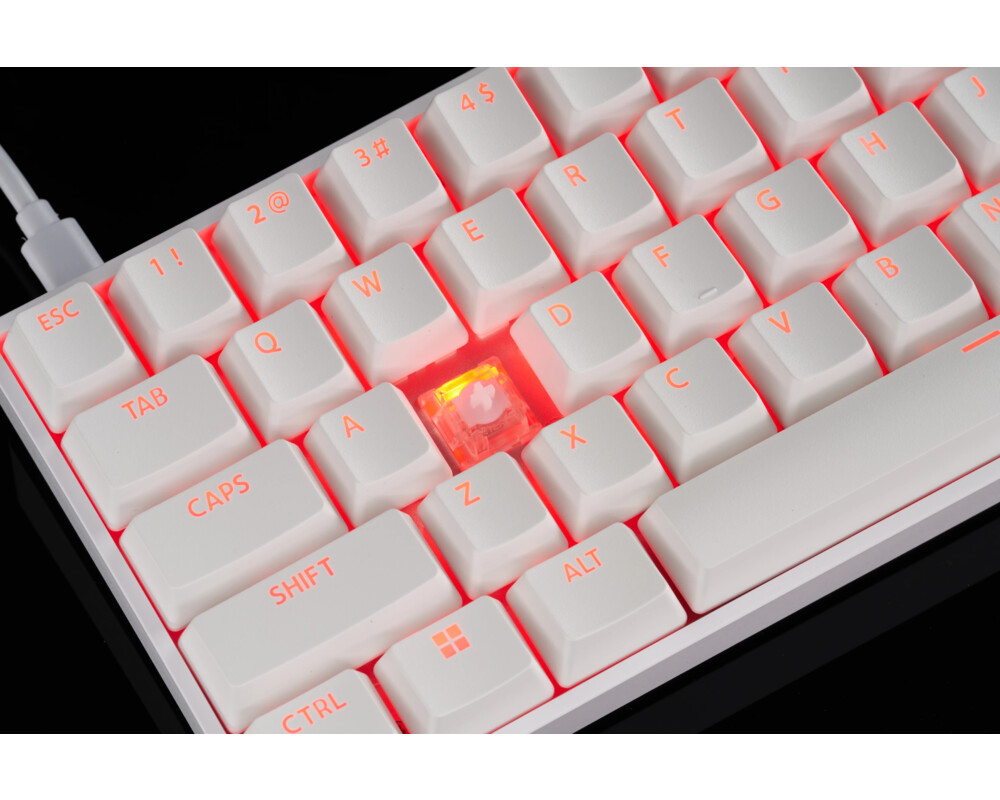 Клавиатура Madlions професионална геймърска механична клавиатура Professional Gaming Mechanical Keyboard FIRE 68 RGB - 8K 2