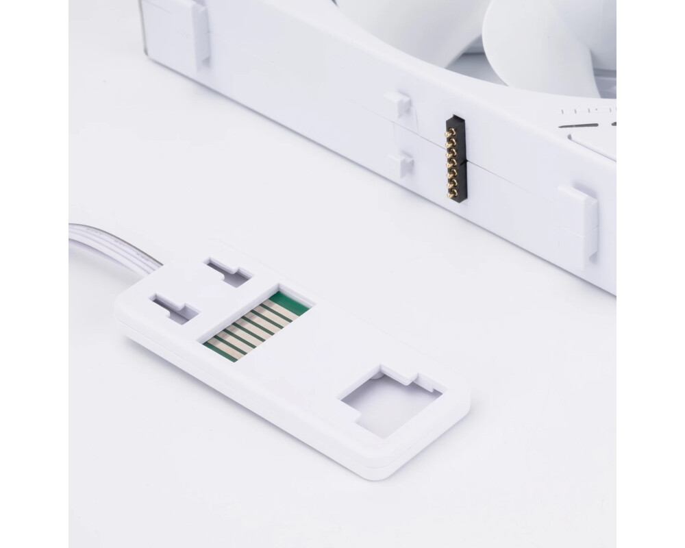 Вентилатор Thermalright Комплект вентилатори Pack 3-in-1 3x120mm - TL-M12QRW x 3 - White 9