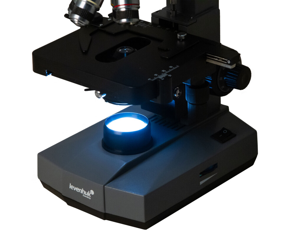 Микроскоп Цифров монокулярен Levenhuk D320L PLUS 3.1M 68
