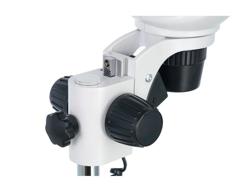 Микроскоп Бинокулярен Levenhuk 4ST 27