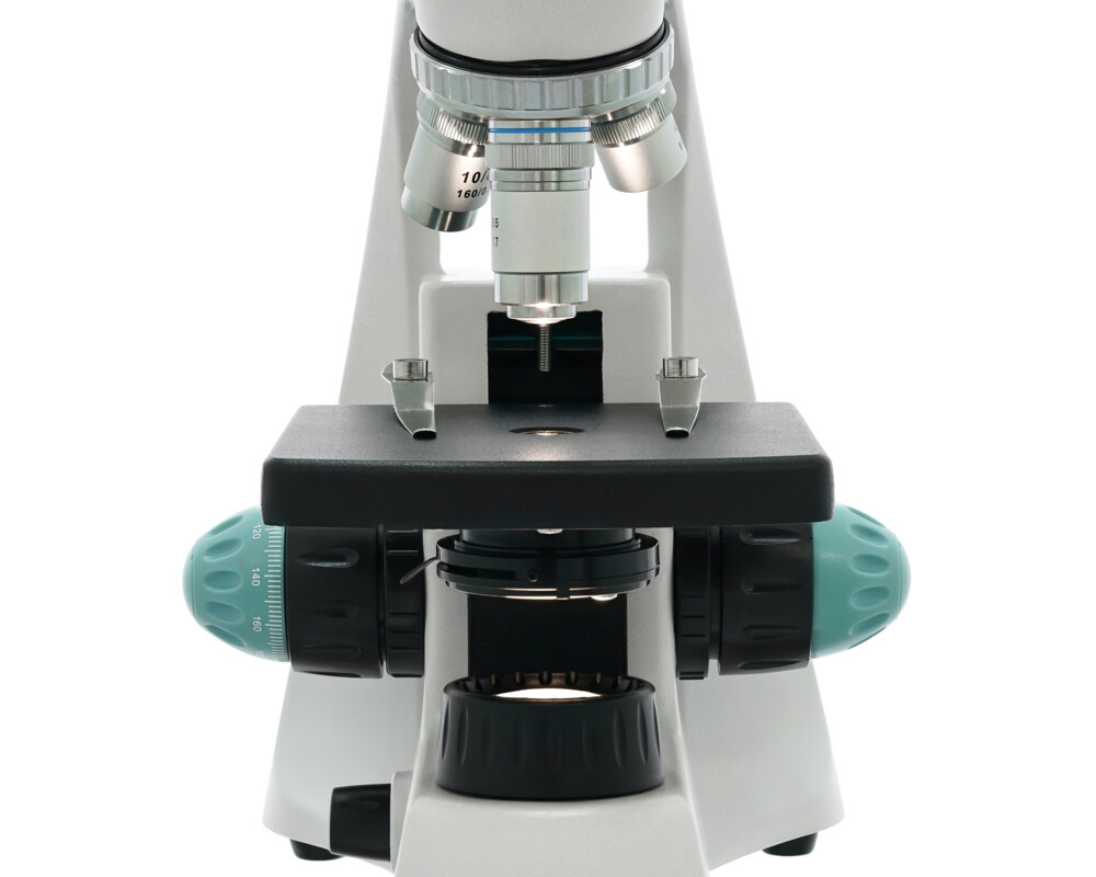 Микроскоп Монокулярен Levenhuk 500M 35