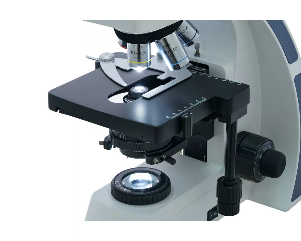 Микроскоп Цифров тринокулярен Levenhuk MED D40T 10