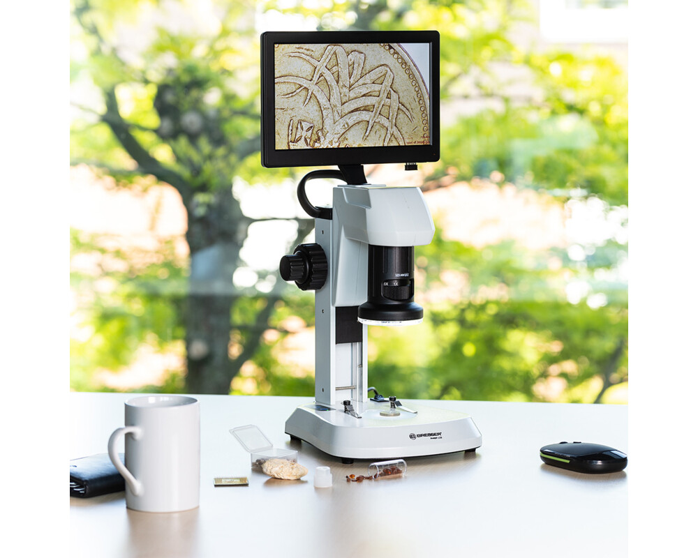 Микроскоп Bresser Analyth LCD 2