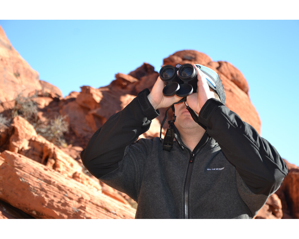 Бинокъл Bresser Corvette 8x42 10