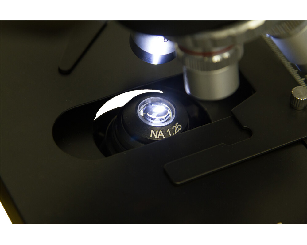 Микроскоп Бинокулярен Levenhuk 720B 83