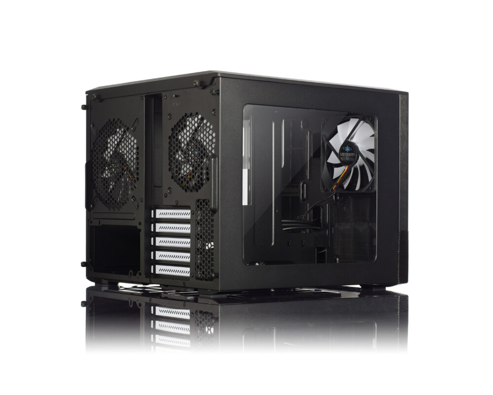 Кутия FD NODE 804 BLACK W/WINDOW 11