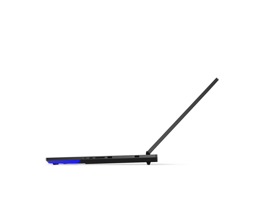 Лаптоп LeovoLegion 9 18IAX10 23