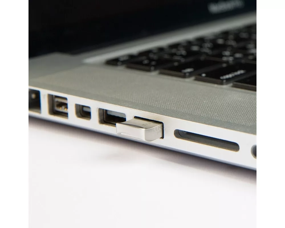 Флаш памет Transcend 64GB JETFLASH 710 5