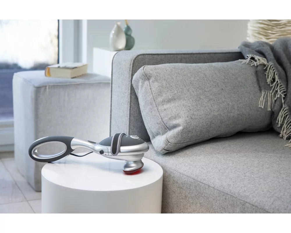 Масажор Beurer MG 70 infrared massager; Tapping massage; 2 function levels; 2 interchangeable massage attachments; removable handle 4