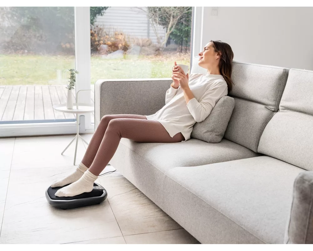 Масажор Beurer FM 70 Soothing Shiatsu foot and back massage; Heat function; 18 Shiatsu massage heads; 3 massage speeds; Removable and washable cover 5