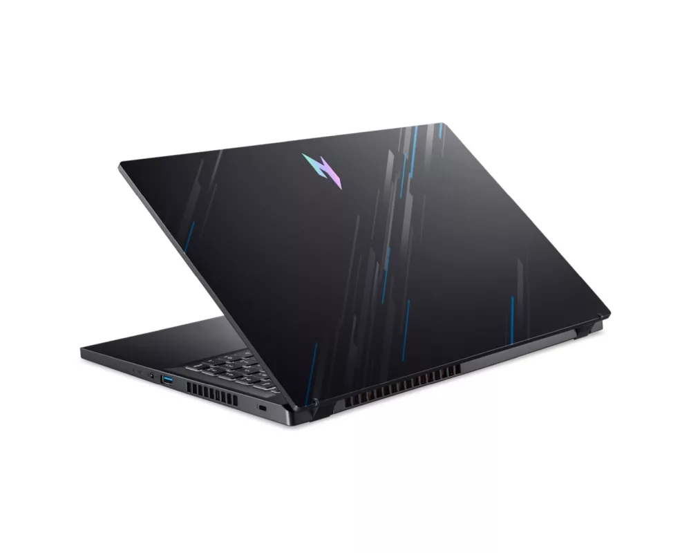 Лаптоп Acer Nitro V15 ANV15-51-55D7 4