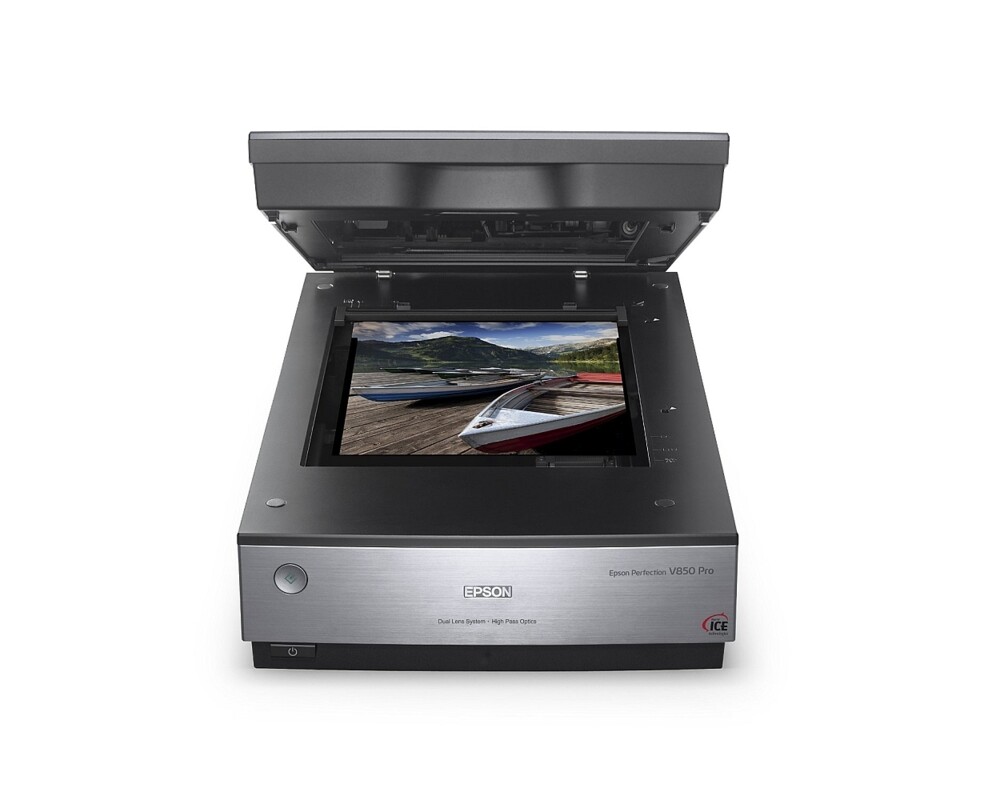 Скенер EPSON Perfection V850 Pro Flatbed scanner CCD A4 5