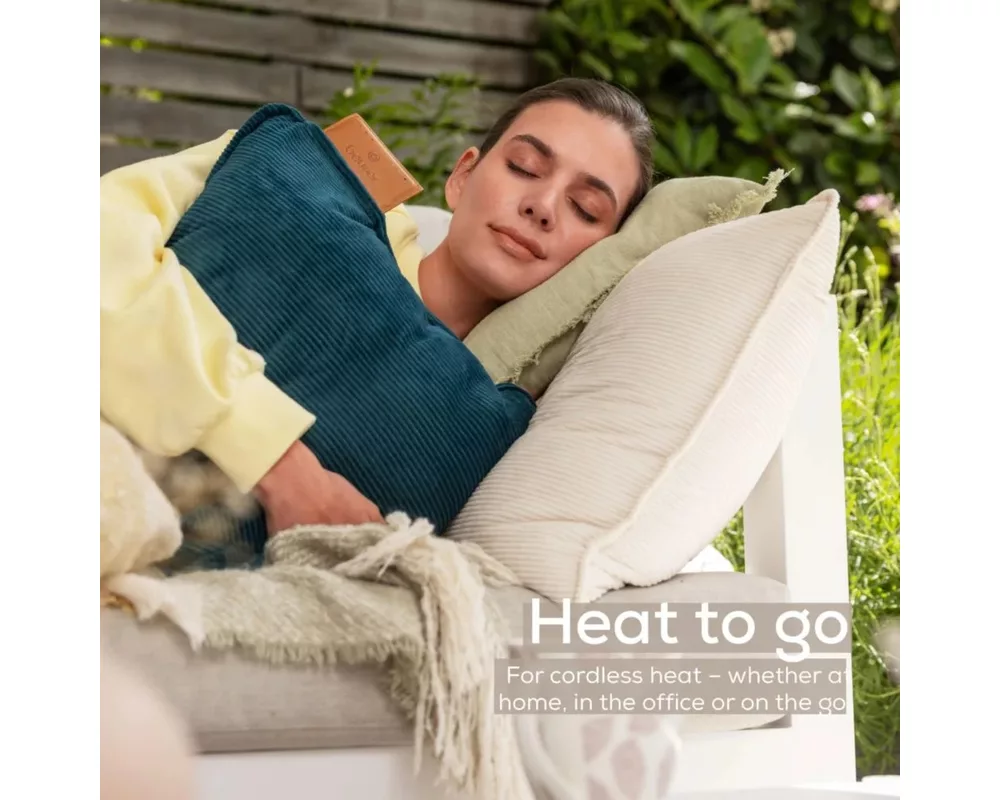 Термоподложка Beurer HK 77 Heaty cashmere-creme; lithium-ion battery; Soft velvet cushion cover machine-washable at 30°C; 3 temperature settings; Fast heating; BSS; 45(L)x45(W) cm 2