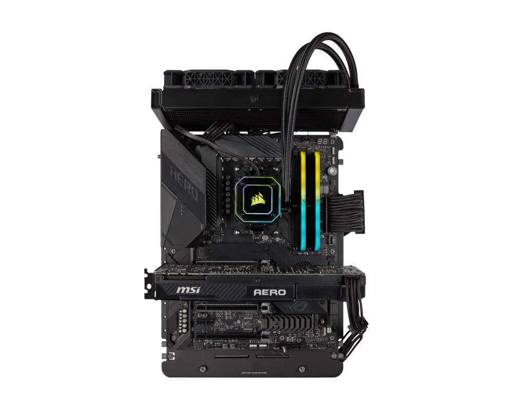 Памет Corsair Vengeance RS RGB Black 32GB(2x16GB) DDR4 PC4-25600 3200MHz CL16 CMG32GX4M2E3200C16 11 Памет Corsair Vengeance RS RGB Black 32GB(2x16GB) DDR4 PC4-25600 3200MHz CL16 CMG32GX4M2E3200C16 11