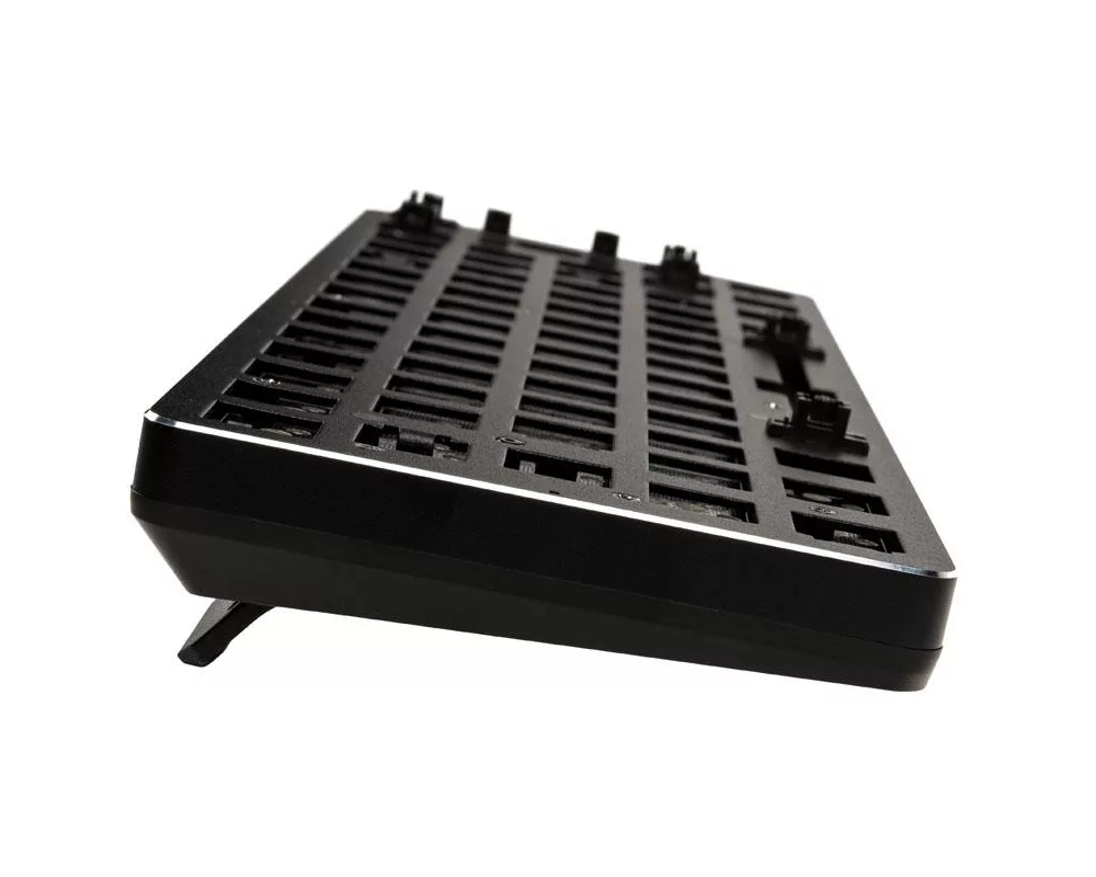 Клавиатура Геймърска механична клавиатура основа Glorious RGB GMMK Compact, ISO Layout 3