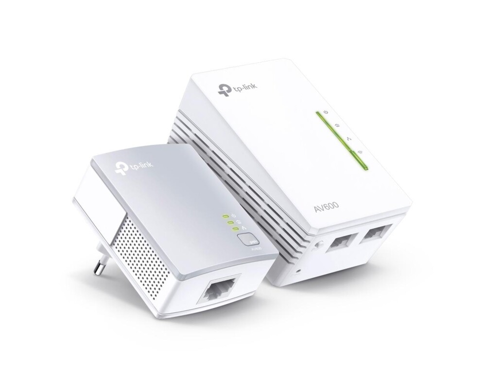 Powerline адаптер TP-Link TL-WPA4220 AV500 Starter Kit 4