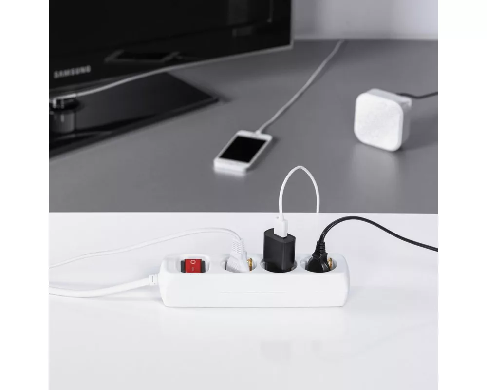 Разклонител HAMA, 3гнезда, 5м, 108815 11