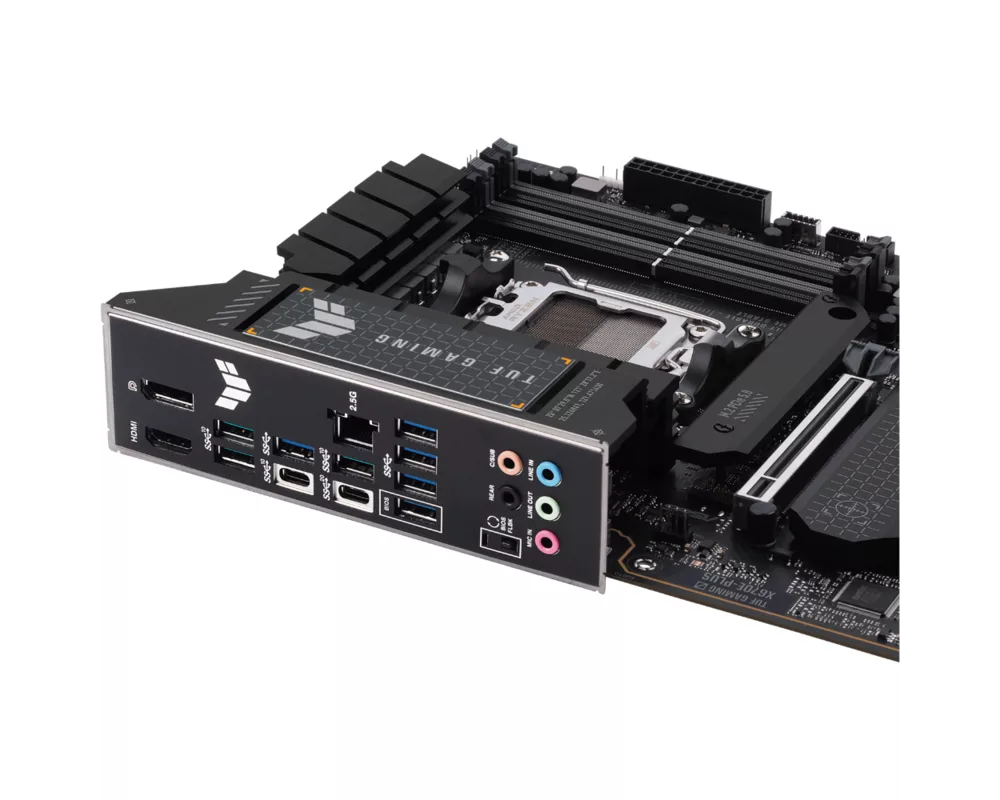 Дънна платка ASUS TUF GAMING X670E-PLUS, AM5, DDR5, PCIe 5.0 5