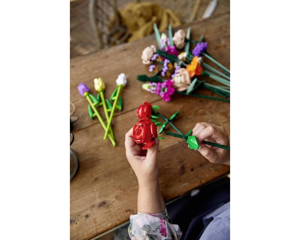 Конструктор LEGO Icons - Flower Bouquet - 10280 3