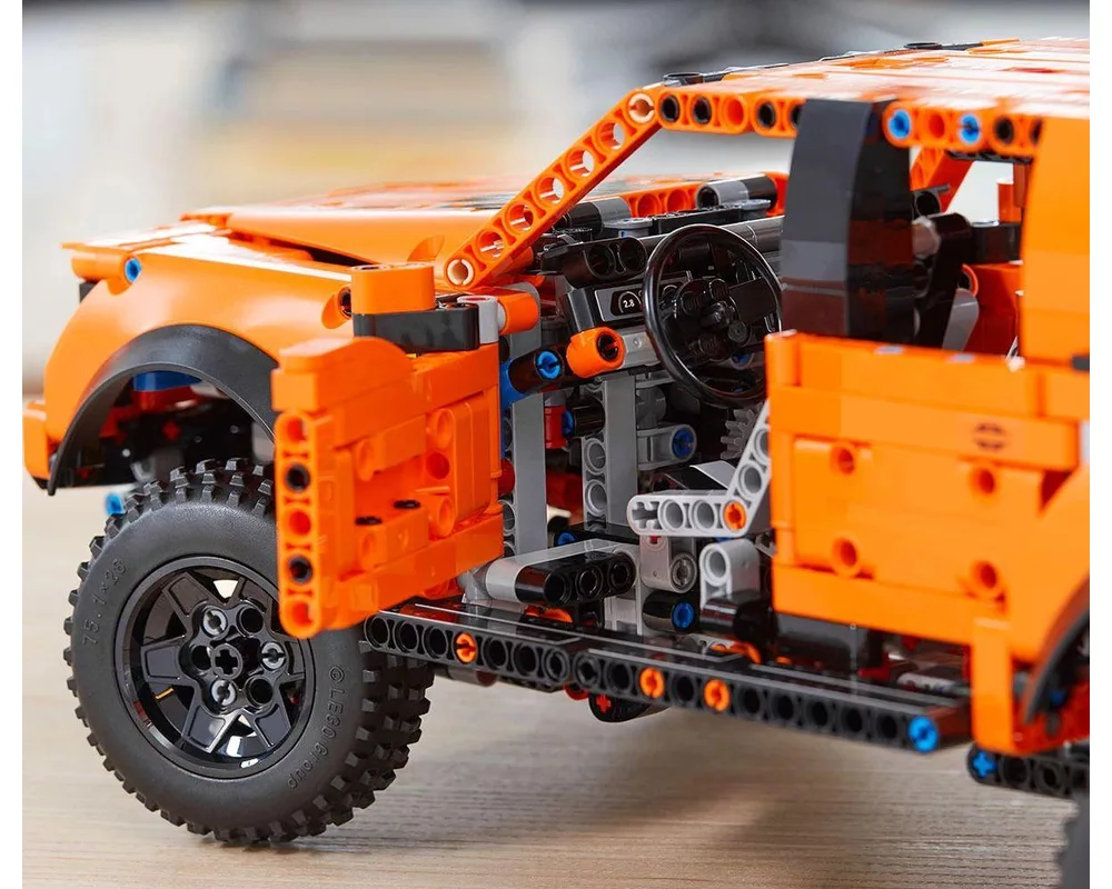 Конструктор LEGO Technic - Ford F-150 Raptor - 42126 8