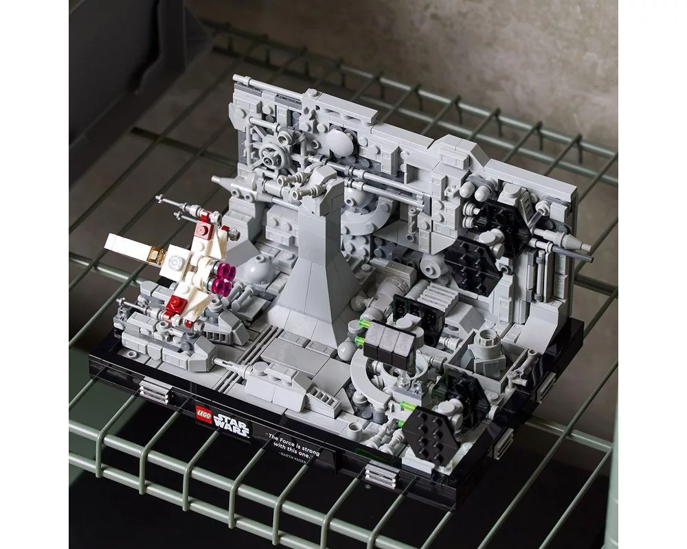Конструктор LEGO Star Wars - Death Star Trench Run Diorama Set - 75329 3