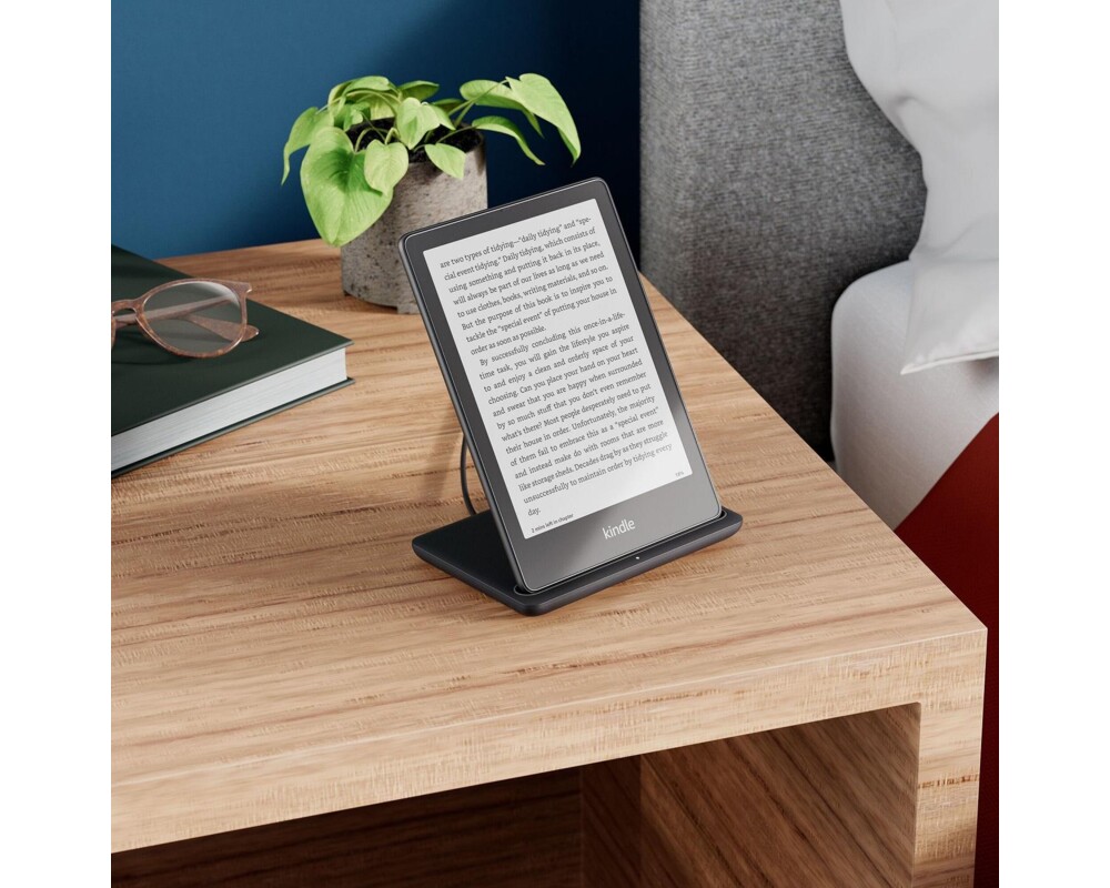 Електронна книга eBook Kindle Paperwhite Signature Edition, 6.8", 32GB, 2021, 11 генерация, IPX8, Черен 2