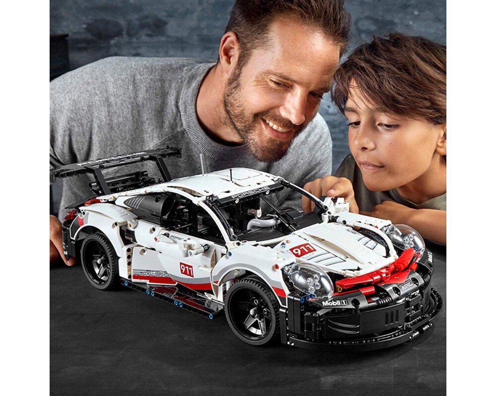 Конструктор LEGO Technic - Porsche 911 RSR - 42096 3