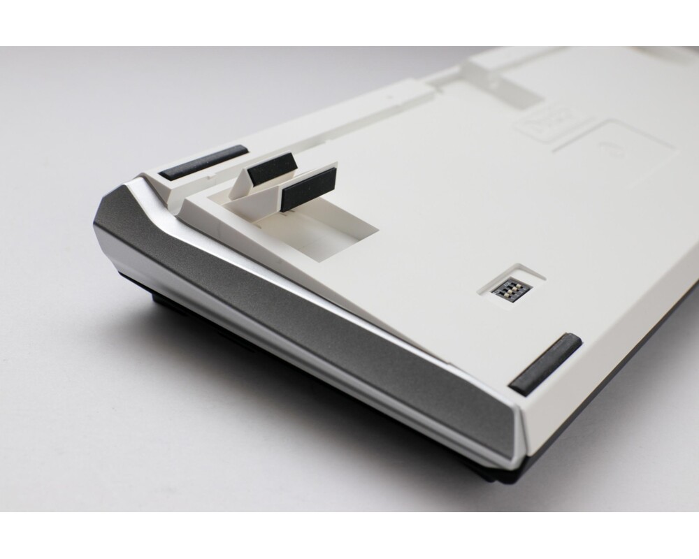 Клавиатура Геймърскa механична клавиатура Ducky One 3 Classic TKL Hotswap Cherry MX Silent Red, RGB, PBT Keycaps 6