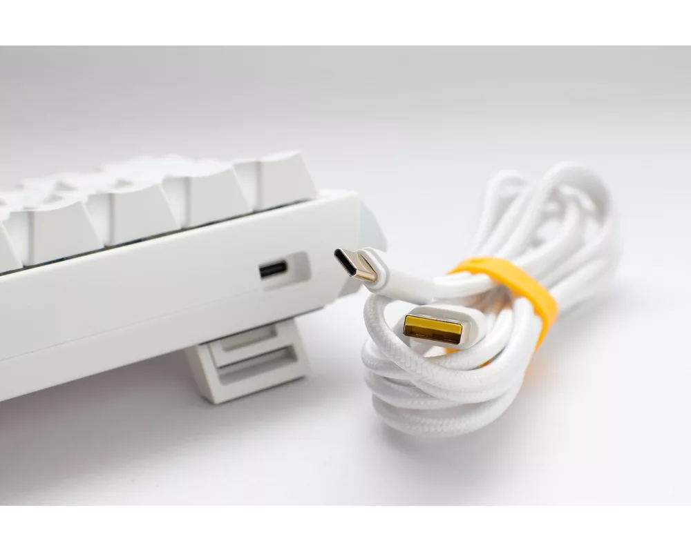 Клавиатура Геймърскa механична клавиатура Ducky One 3 Pure White Mini 60%, Hotswap Cherry MX Clear, RGB, PBT Keycaps 6