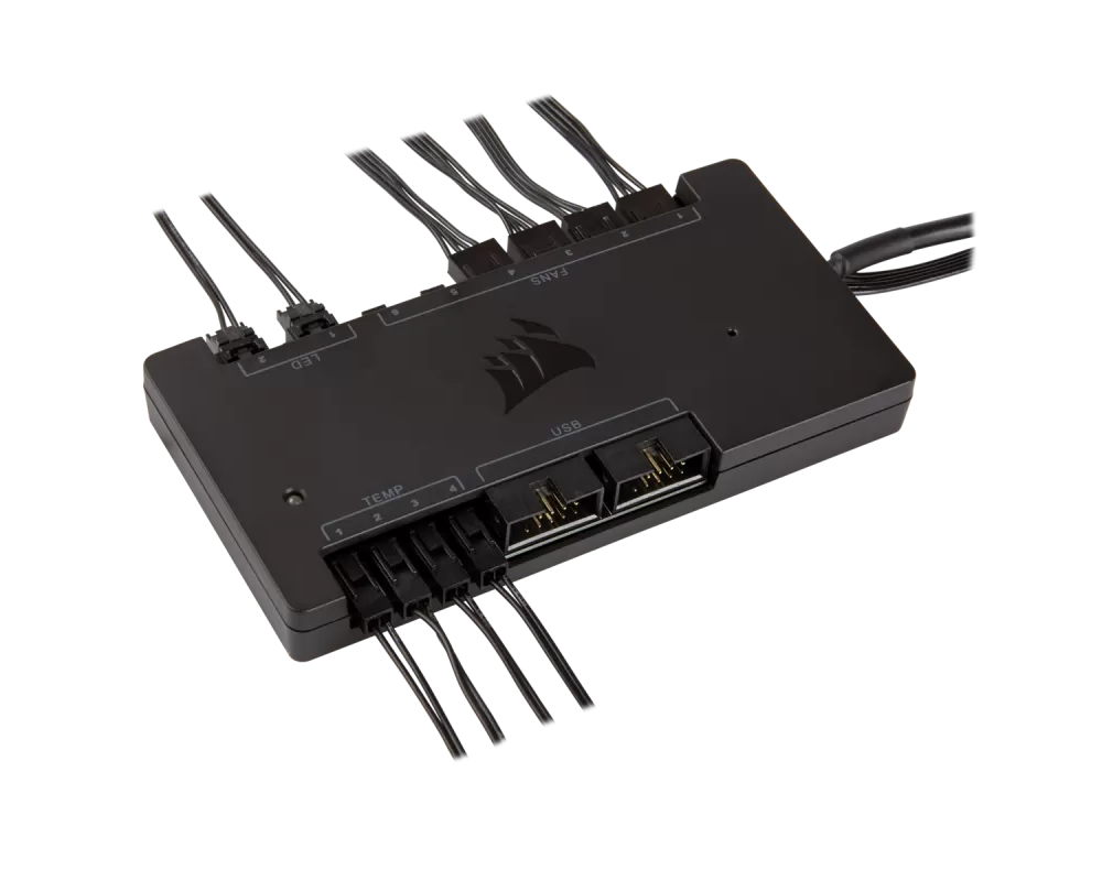 Контролер за вентилатори Corsair iCUE Commander PRO Smart RGB 3