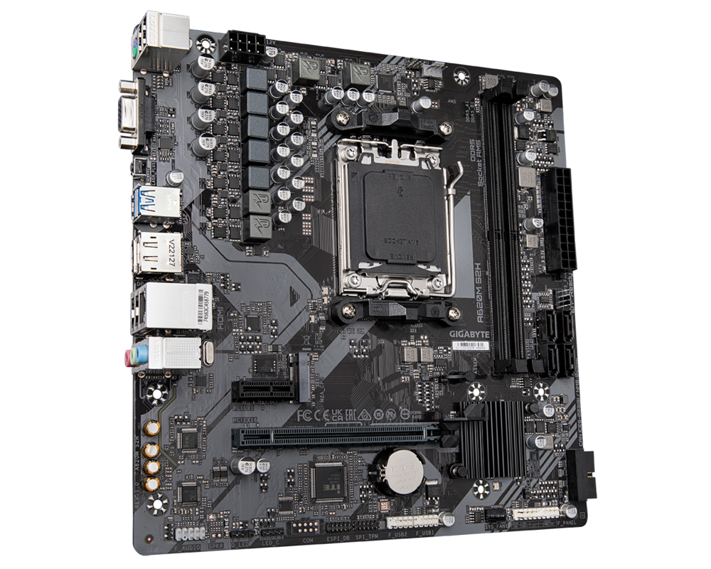 Дънна платка GIGABYTE A620M S2H socket AM5, DDR5 2
